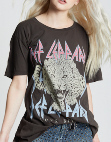 Def Leppard • Love Bites Tee