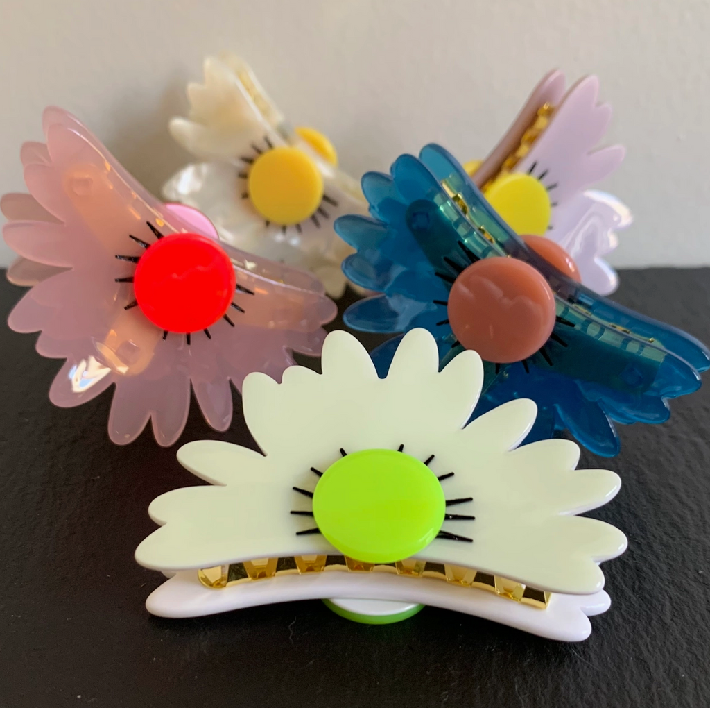 Daisy Hair Claw