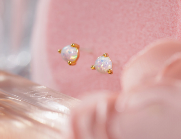 Opal Studs • 3 Prong